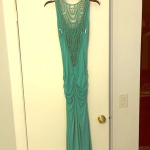 SKY Zaida Maxi dress im color: leaf. Size small